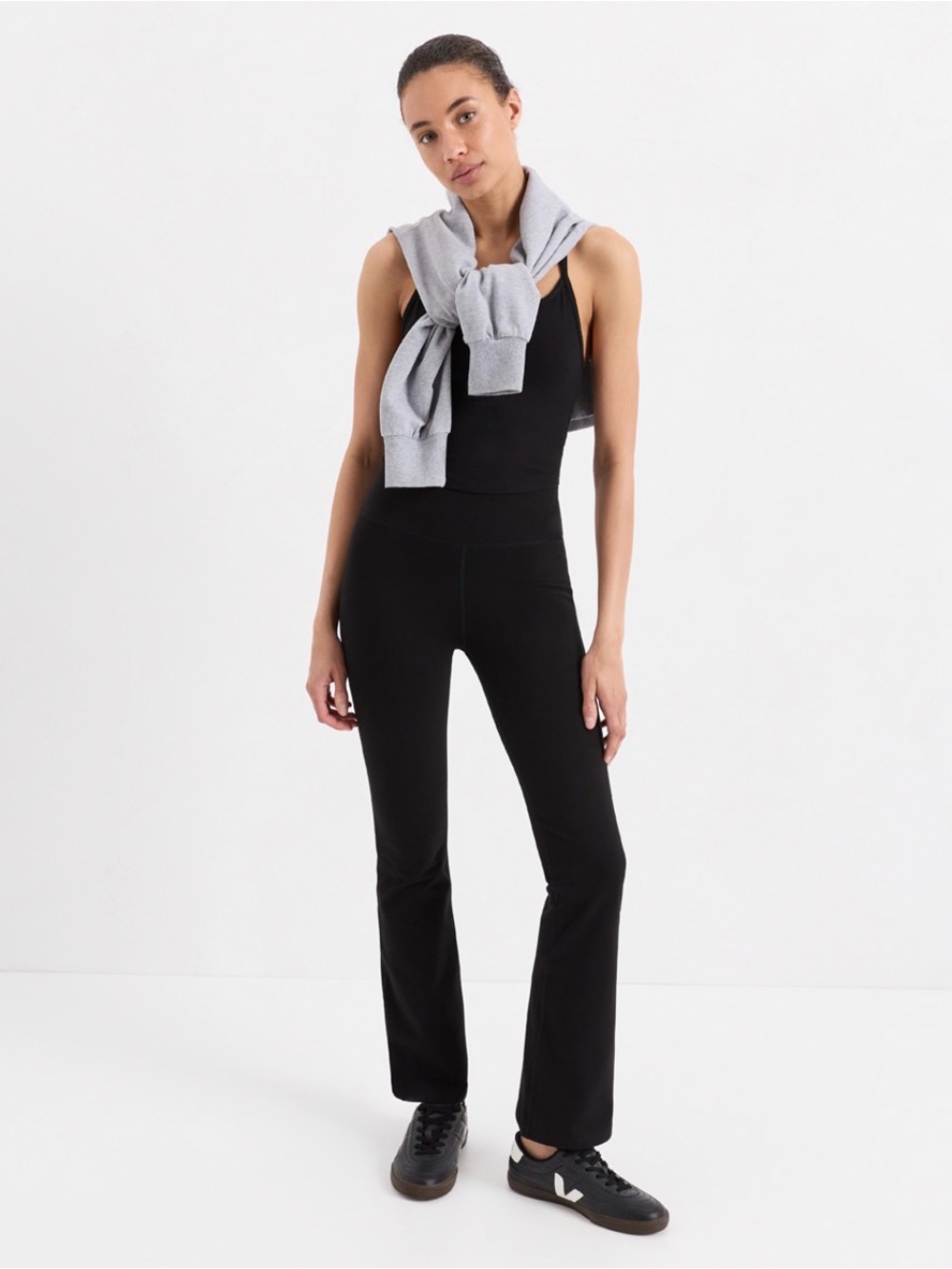 On The Go-To Bootcut Legging, cropped black